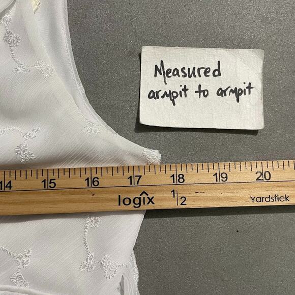 Studio Y Size Medium Embroidered White Chiffon Babydoll Top Coquette Romantic - Picture 9 of 11